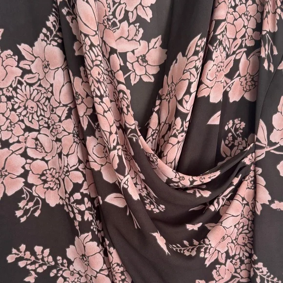 CAbi Floral Sleeveless Draped Blouse Charcoal & Pink - Size Large - Picture 2 of 10